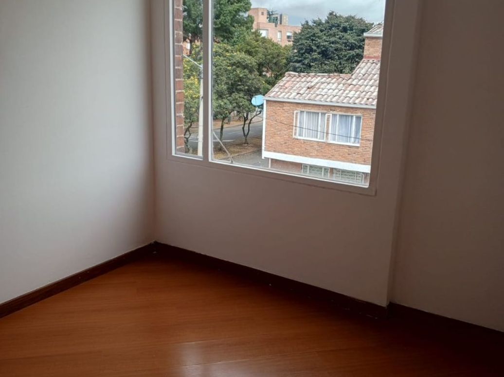 Apartamento de 2 alcobas en arriendo en Cedro Salazar, Bogotá, 60 m² · foto 4 de 8