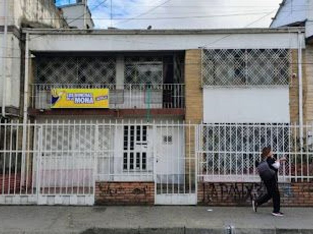 Casa de 5 alcobas en venta en Galerías, Bogotá, 295 m² · foto 2 de 7