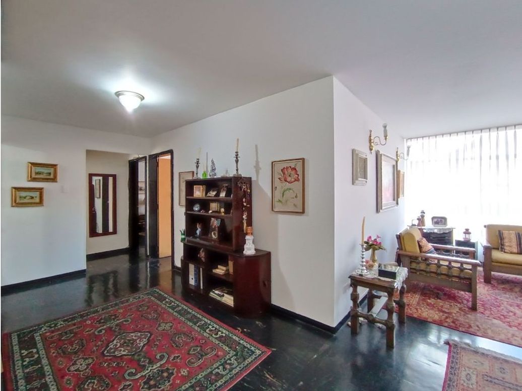 Apartamento de 3 alcobas en venta en Teusaquillo, Bogotá, 140 m² · foto 8 de 15