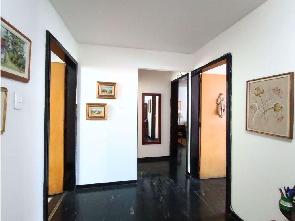 Apartamento de 3 alcobas en venta en Teusaquillo, Bogotá, 140 m² · foto 9 de 15
