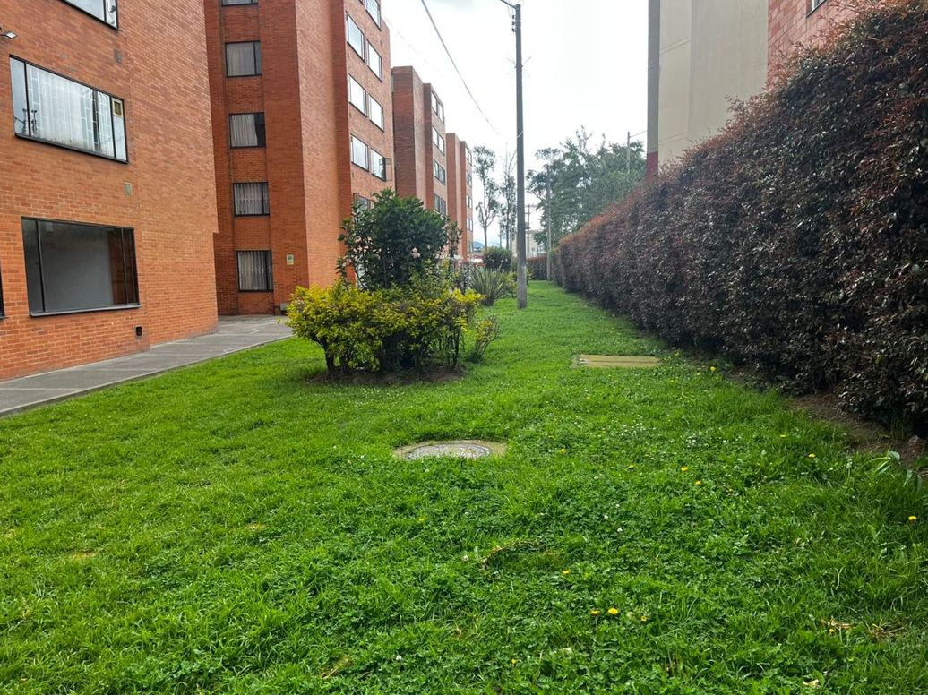 Apartamento de 2 alcobas en venta en Granjas Del Dorado, Bogotá, 47 m² · foto 16 de 16