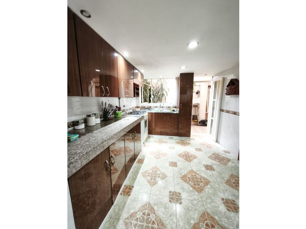 Casa de 4 alcobas en venta en Antonio Morales, Bogotá, 110 m² · foto 7 de 20