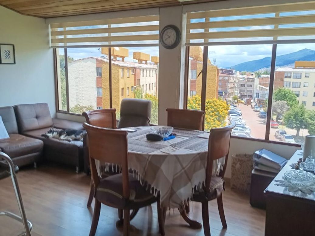 Apartamento de 3 alcobas en venta en Ub. Centro Norte, Bogotá, 60 m² · foto 2 de 11