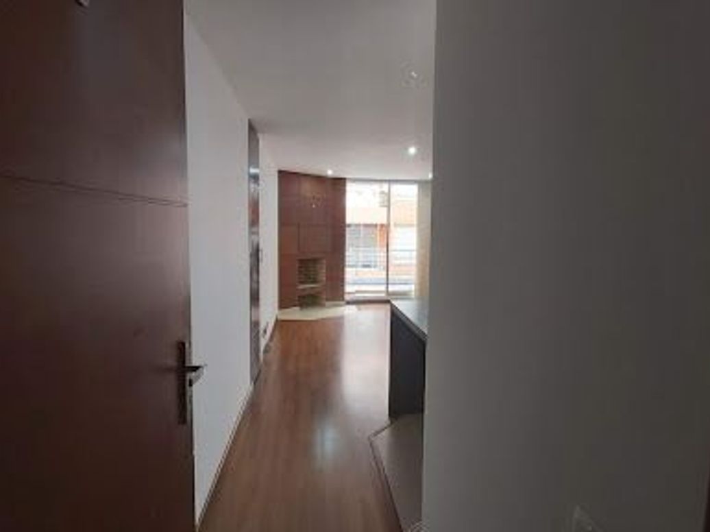 Apartamento de 2 alcobas en venta en El Batán, Bogotá, 53 m² · foto 5 de 19