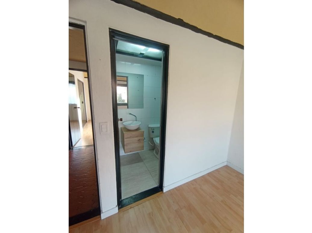 Casa de 3 alcobas en venta en Cedritos, Bogotá, 131 m² · foto 16 de 18