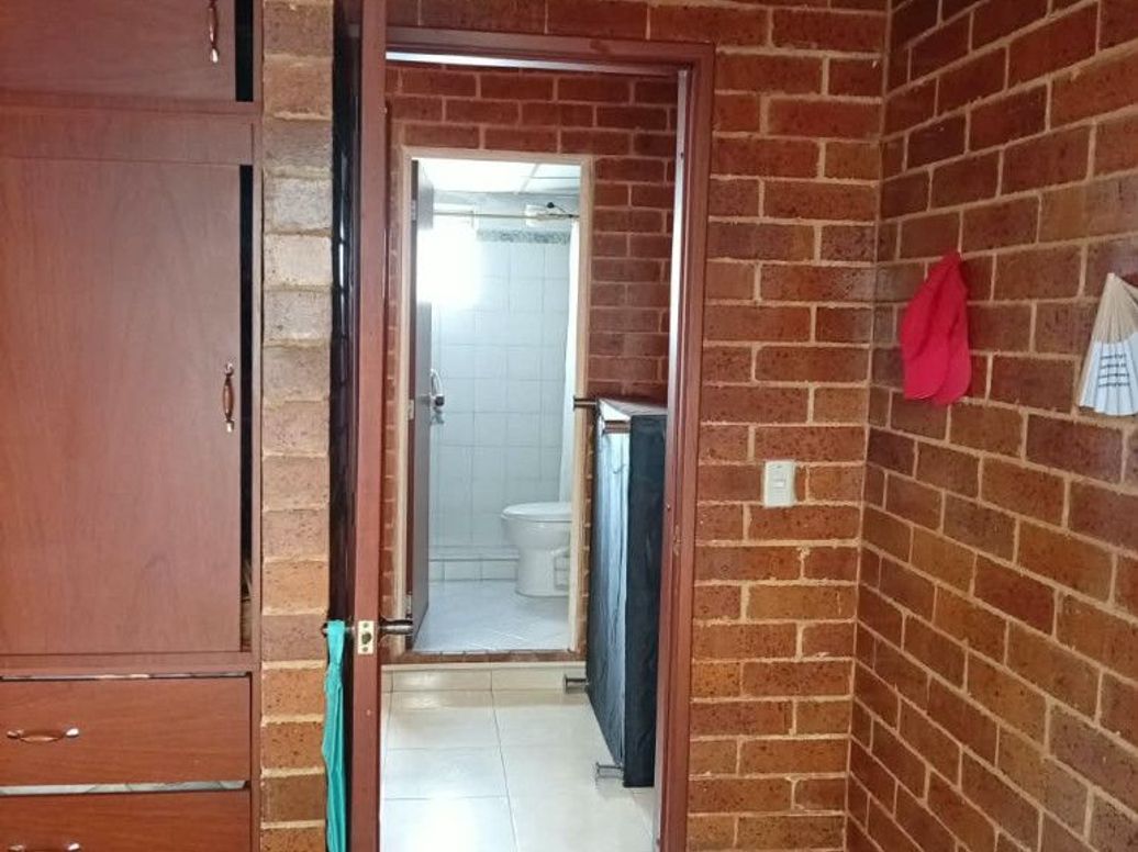 Casa de 3 alcobas en venta en Los Angeles, Bogotá, 80 m² · foto 4 de 17