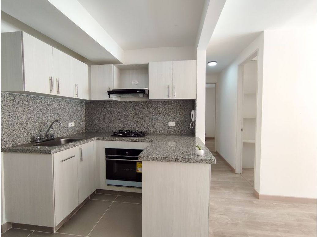 Apartamento de 3 alcobas en venta en Nueva Castilla, Bogotá, 46 m² · foto 2 de 20