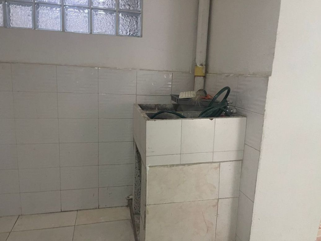Casa de 15 alcobas en venta en Alcalá, Bogotá, 400 m² · foto 15 de 20