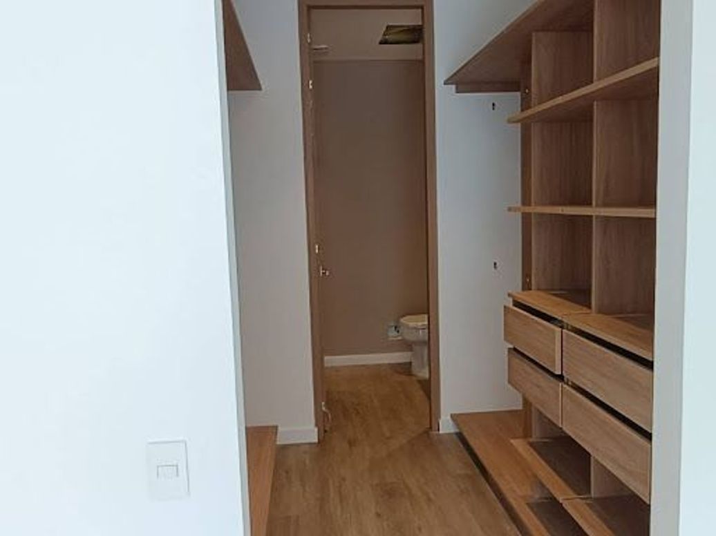 Apartamento de 1 alcoba en venta en Santa Barbara Oriental, Bogotá, 57 m² · foto 7 de 13