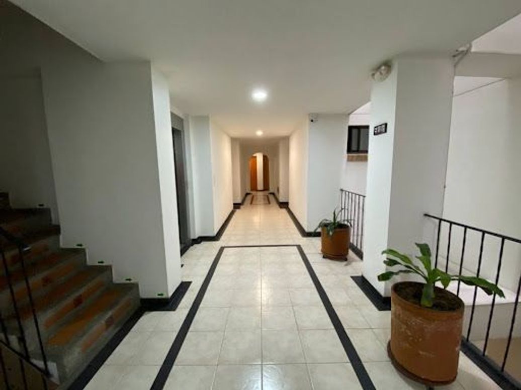 Apartamento de 1 alcoba en arriendo en Sauzal, Bogotá, 40 m² · foto 3 de 11