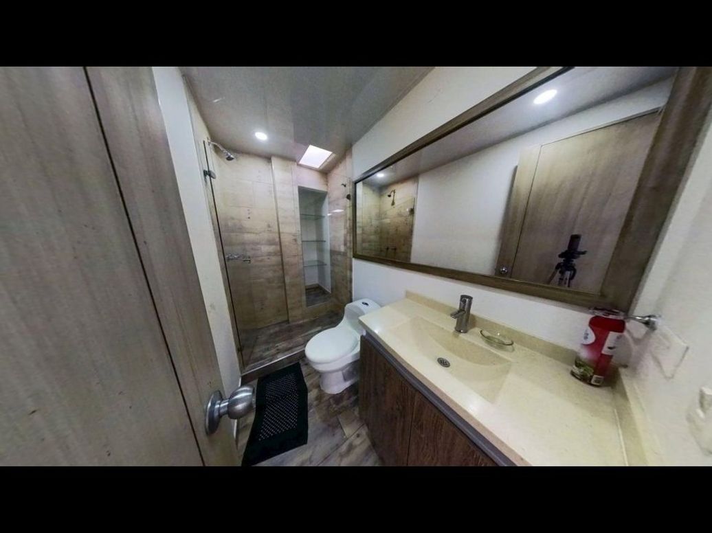 Apartamento de 3 alcobas en venta en Los Cedros, Bogotá, 126 m² · foto 12 de 20