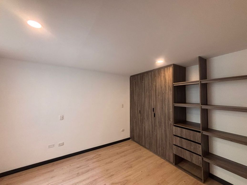 Apartamento de 3 alcobas en venta en El Palmar, Bogotá, 72 m² · foto 10 de 20
