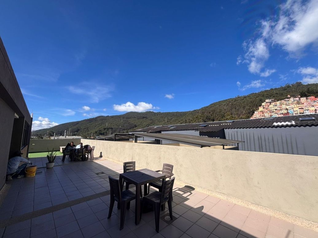 Apartamento de 3 alcobas en venta en El Palmar, Bogotá, 72 m² · foto 19 de 20