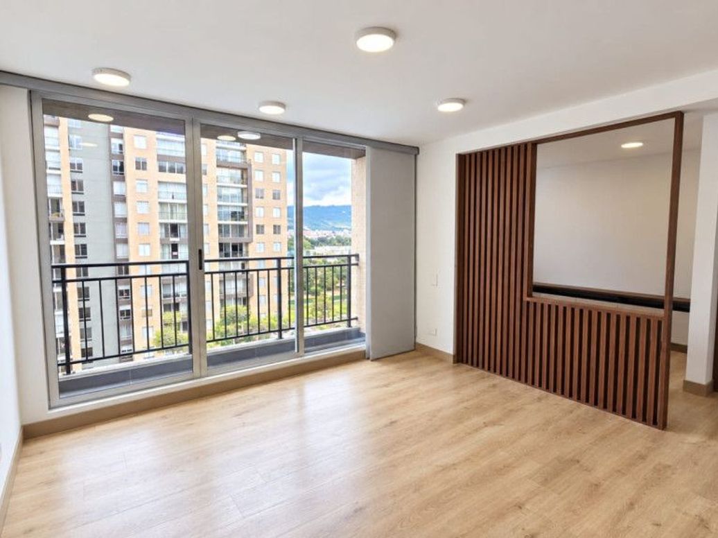 Apartamento en arriendo en Casa Blanca, Bogotá · foto 2 de 13