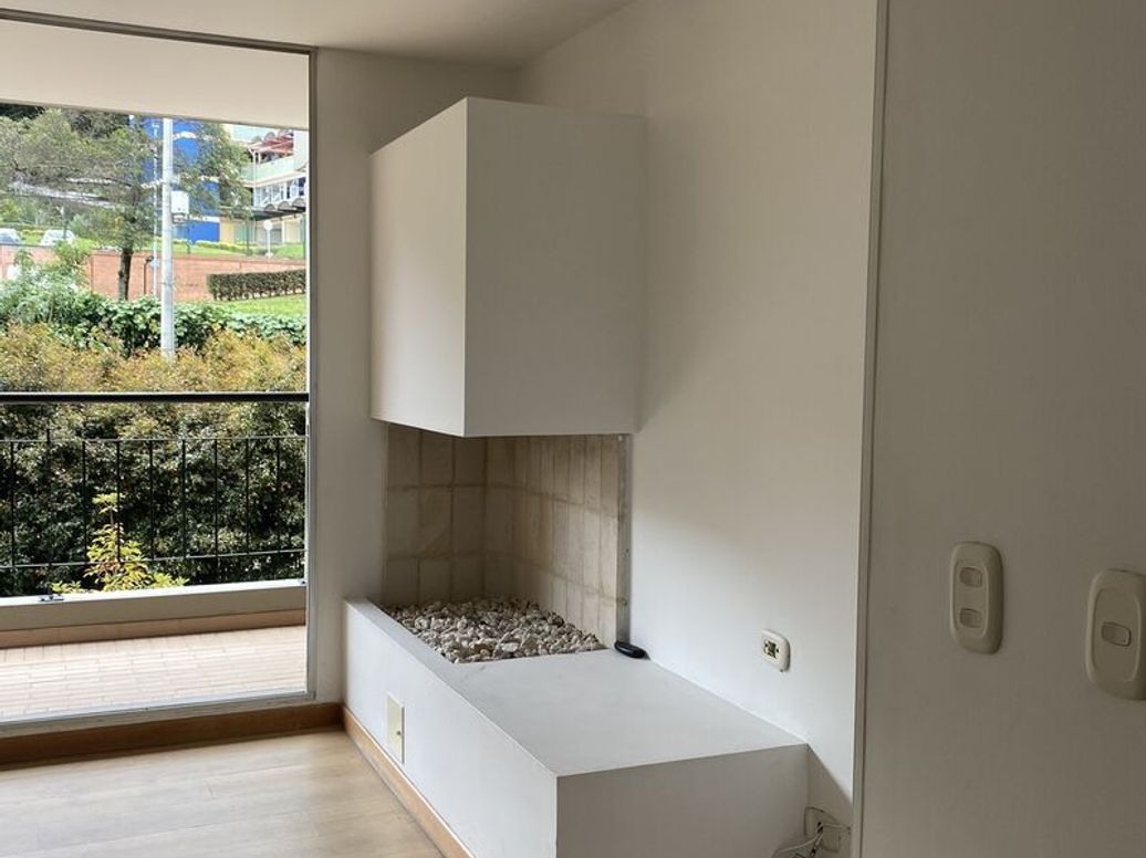 Apartamento de 2 alcobas en venta en María Cristina, Bogotá, 81 m² · foto 3 de 12