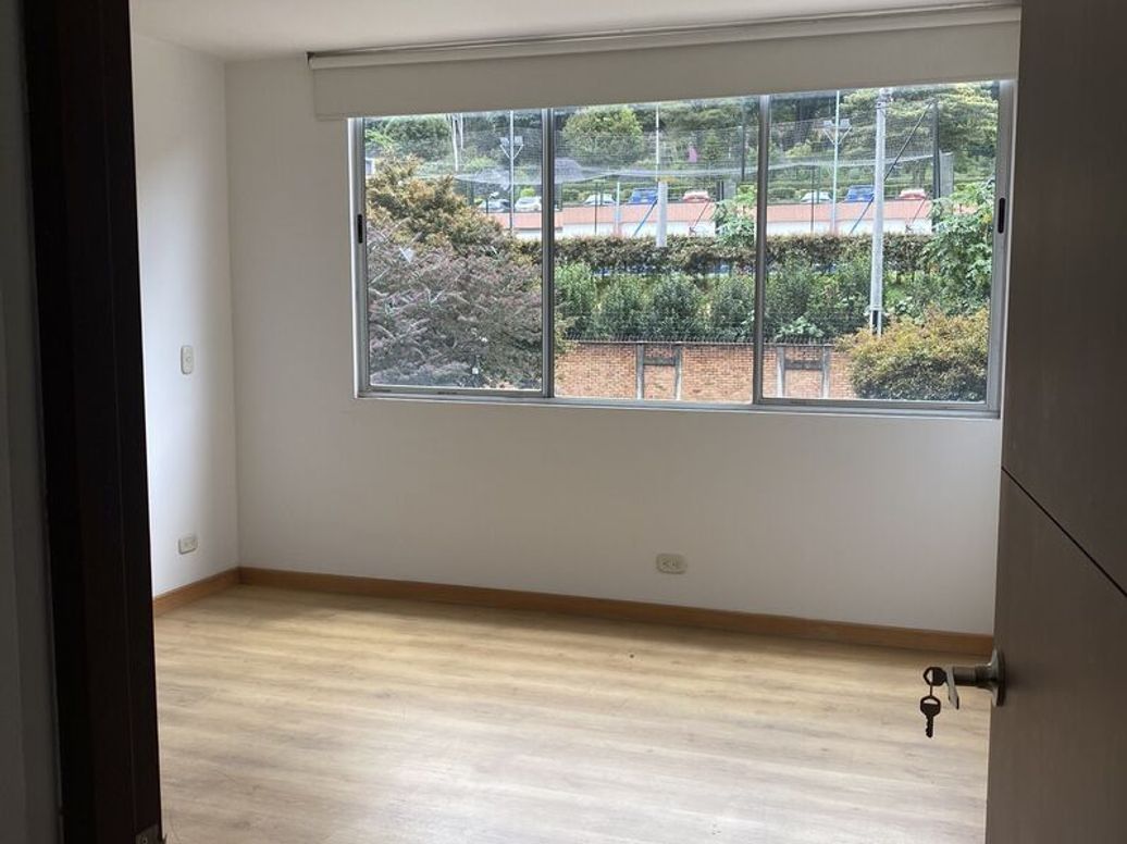 Apartamento de 2 alcobas en venta en María Cristina, Bogotá, 81 m² · foto 8 de 12