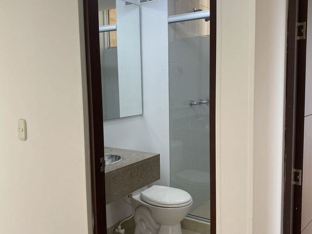 Apartamento de 2 alcobas en venta en María Cristina, Bogotá, 81 m² · foto 7 de 12