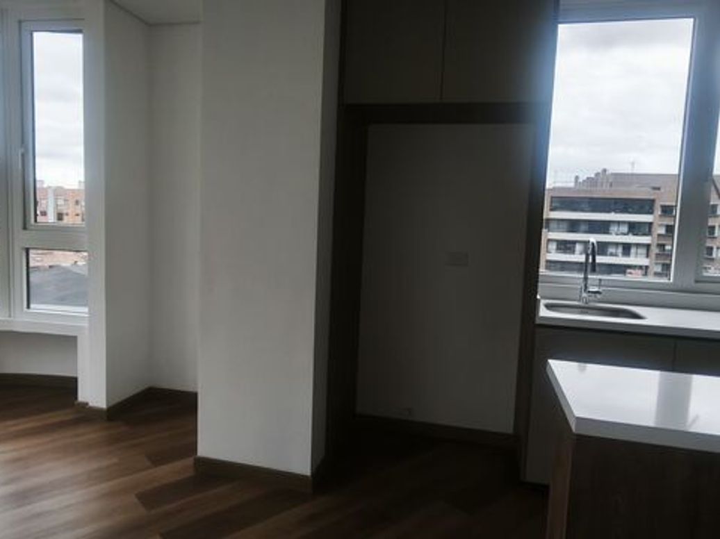 Apartamento de 2 alcobas en venta en Molinos Norte, Bogotá, 71 m² · foto 7 de 20