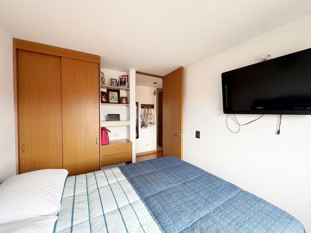 Apartamento de 3 alcobas en venta en Cantalejo, Bogotá, 80 m² · foto 9 de 16