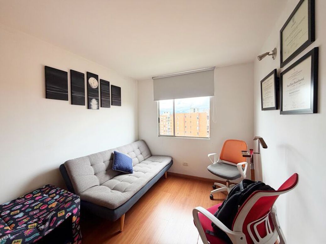 Apartamento de 3 alcobas en venta en Cantalejo, Bogotá, 80 m² · foto 8 de 16