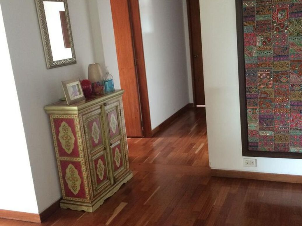 Apartamento de 3 alcobas en venta en Bellavista, Bogotá, 140 m² · foto 4 de 10