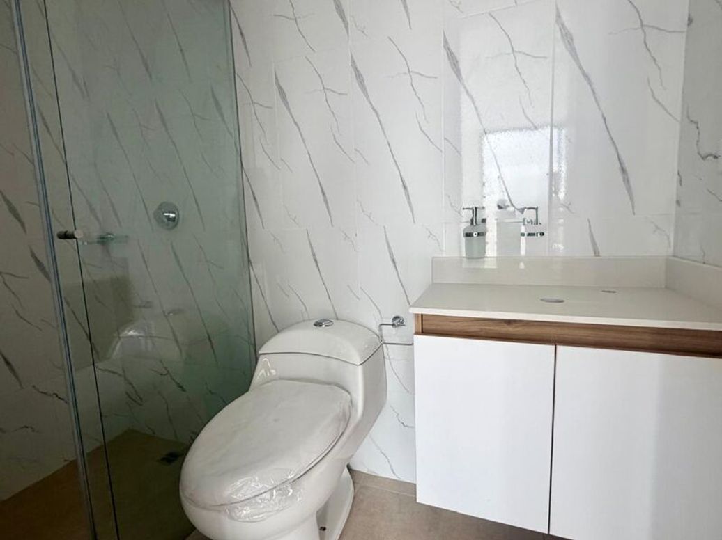 Apartamento de 2 alcobas en venta en Quinta Paredes, Bogotá, 84 m² · foto 9 de 11