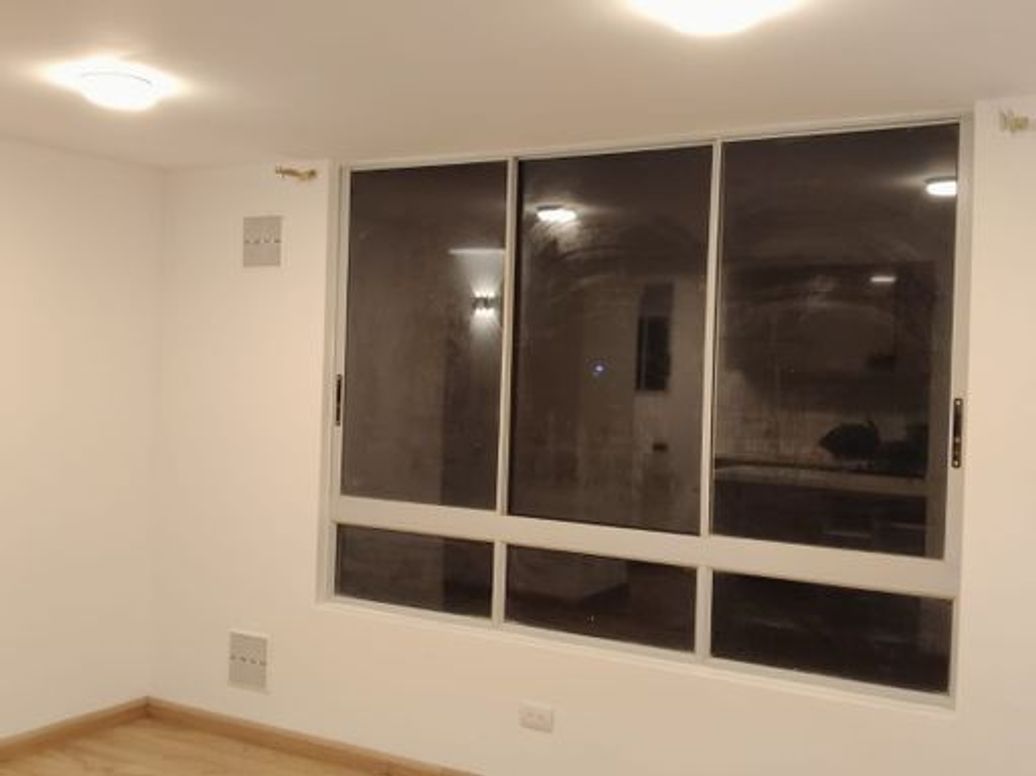 Apartamento de 2 alcobas en venta en Casa Blanca, Bogotá, 42 m² · foto 4 de 8