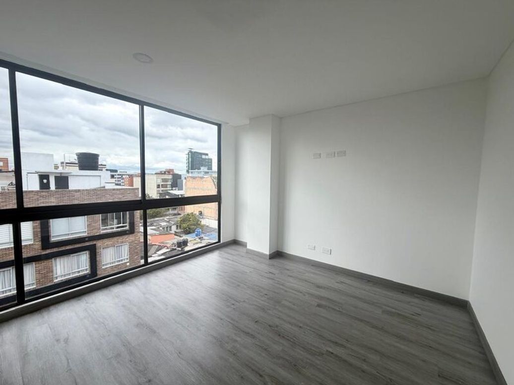 Apartamento de 2 alcobas en venta en Quinta Paredes, Bogotá, 73 m² · foto 11 de 12
