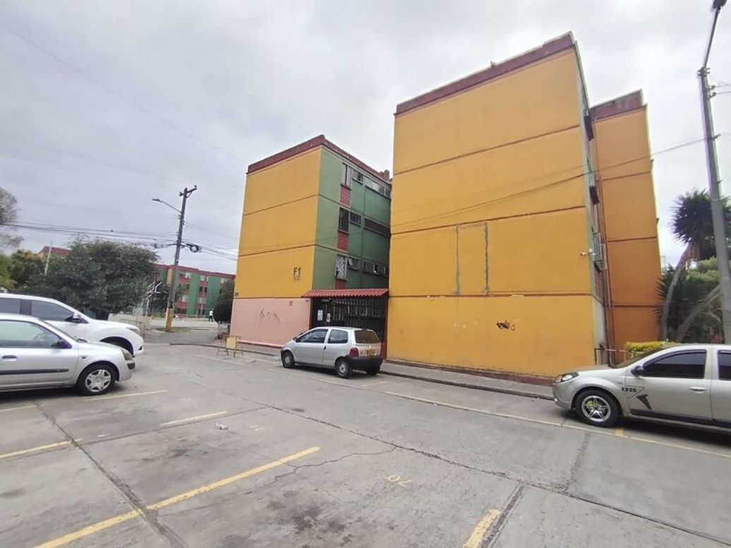 Apartamento de 3 alcobas en venta en Casa Blanca Et. Ii, Bogotá, 54 m² · foto 15 de 18