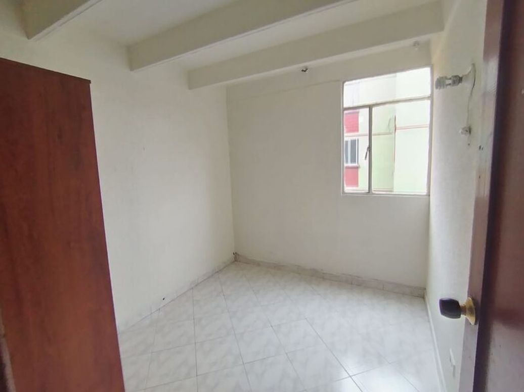Apartamento de 3 alcobas en venta en Casa Blanca Et. Ii, Bogotá, 54 m² · foto 8 de 18