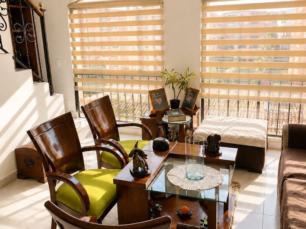 Apartamento de 4 alcobas en venta en Acacias Usaquen, Bogotá, 105 m² · foto 2 de 20