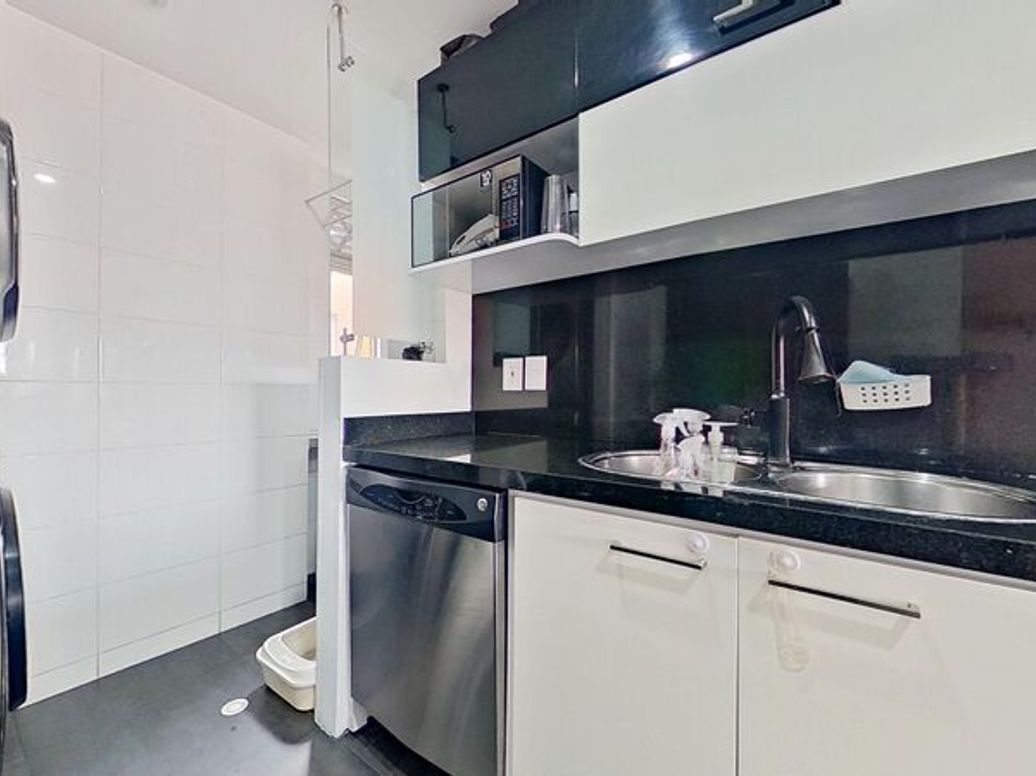 Apartamento de 2 alcobas en venta en Santa Barbara Central, Bogotá, 79 m² · foto 8 de 20