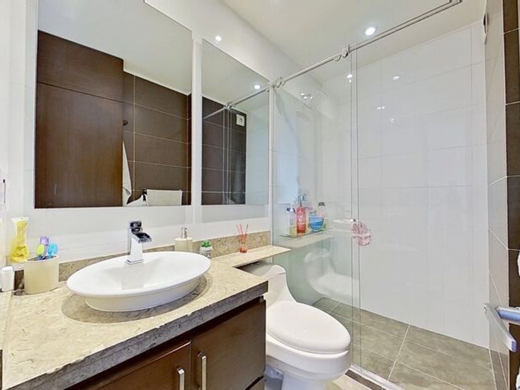 Apartamento de 2 alcobas en venta en Santa Barbara Central, Bogotá, 79 m² · foto 16 de 20