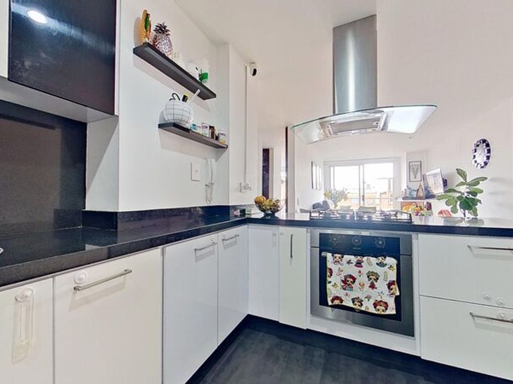 Apartamento de 2 alcobas en venta en Santa Barbara Central, Bogotá, 79 m² · foto 9 de 20