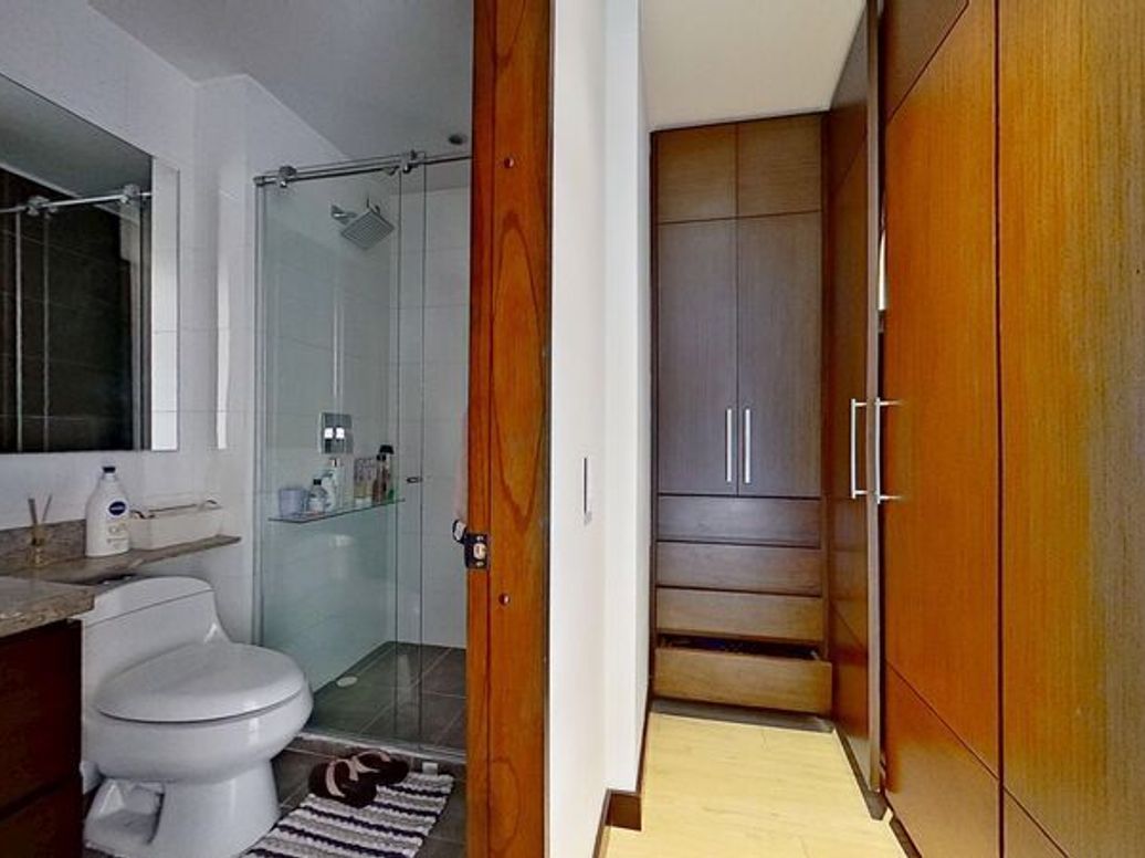 Apartamento de 2 alcobas en venta en Santa Barbara Central, Bogotá, 79 m² · foto 15 de 20