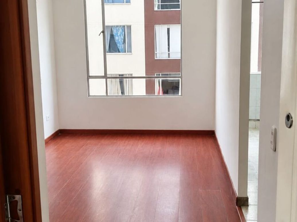 Apartamento de 3 alcobas en venta en San Jose De Usaquen, Bogotá, 45 m² · foto 2 de 9