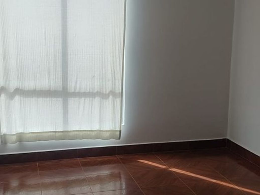 Apartamento de 3 alcobas en venta en San Jose, Bogotá, 47 m² · foto 5 de 10