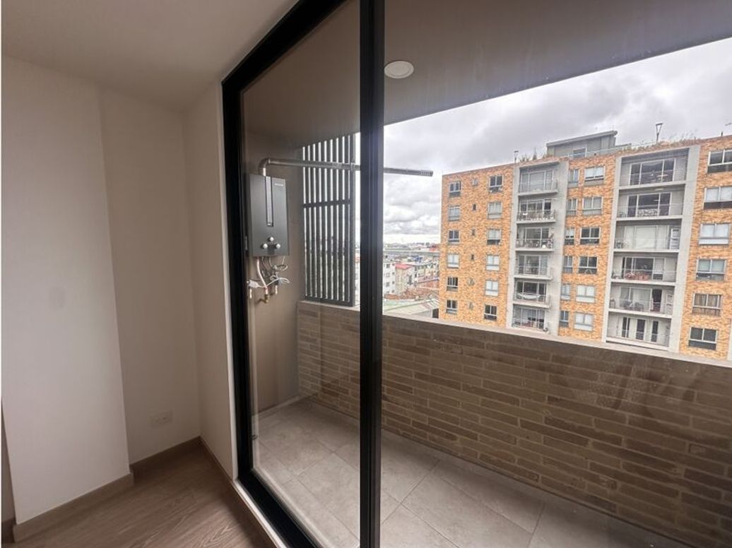 Apartaestudio en venta en Chapinero, Bogotá, 28 m² · foto 12 de 20
