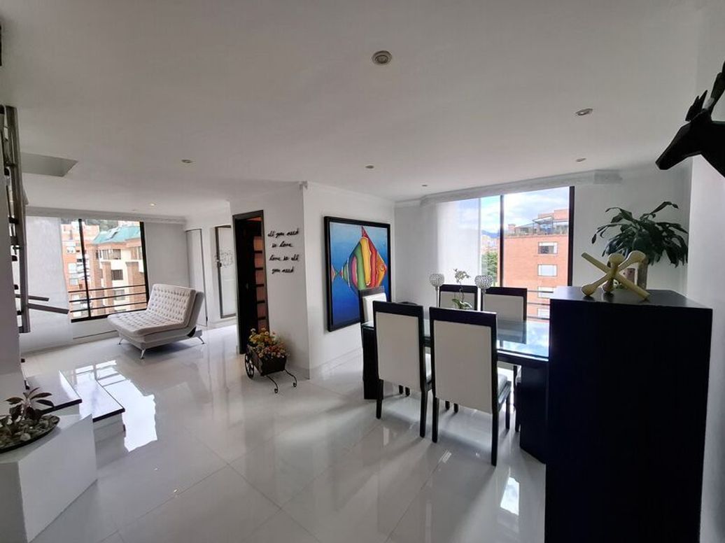 Apartamento de 2 alcobas en venta en Los Cedros Oriental, Bogotá, 100 m² · foto 18 de 20