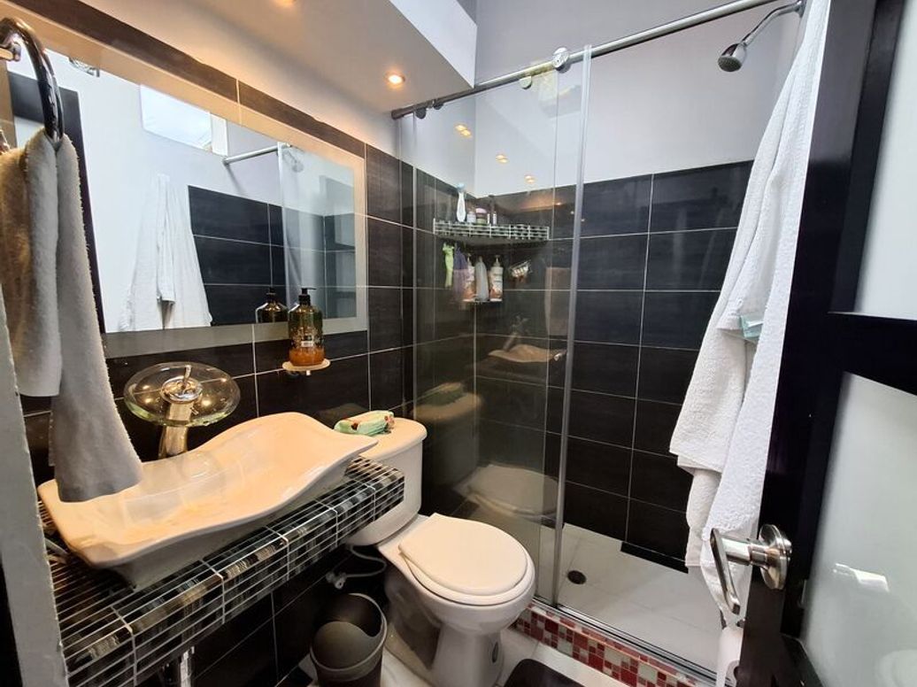 Apartamento de 2 alcobas en venta en Los Cedros Oriental, Bogotá, 100 m² · foto 6 de 20
