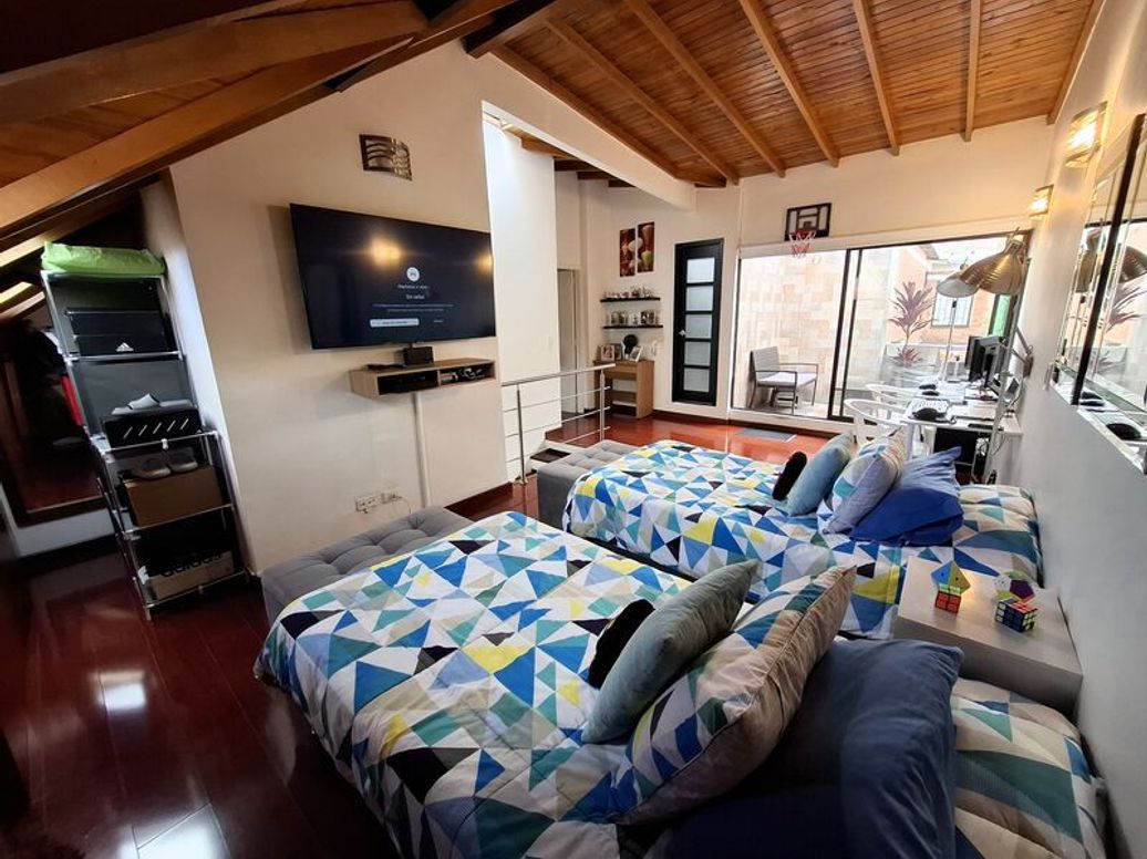 Apartamento de 2 alcobas en venta en Los Cedros Oriental, Bogotá, 100 m² · foto 11 de 20
