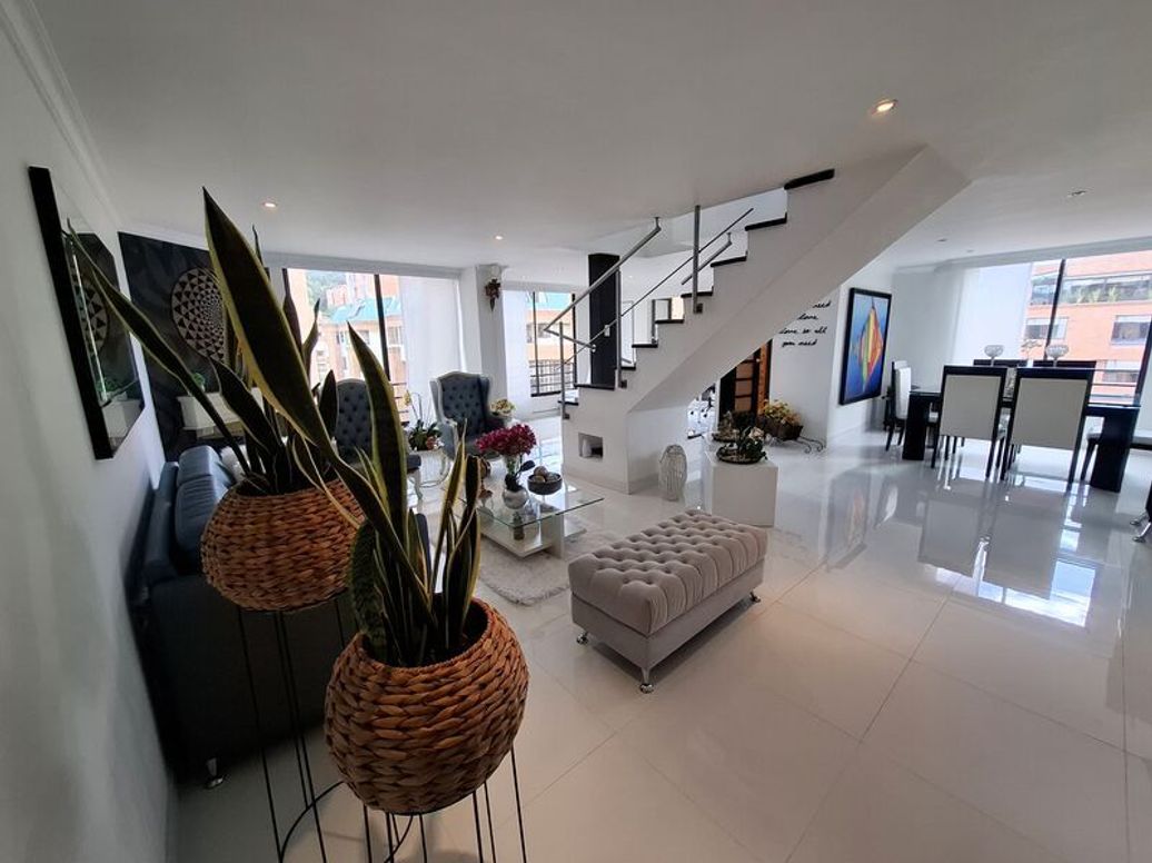 Apartamento de 2 alcobas en venta en Los Cedros Oriental, Bogotá, 100 m² · foto 15 de 20