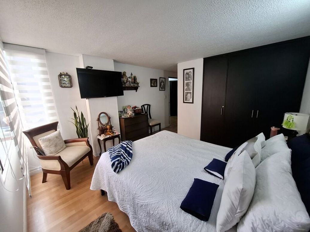 Apartamento de 3 alcobas en venta en Caobos Salazar, Bogotá, 68 m² · foto 3 de 20