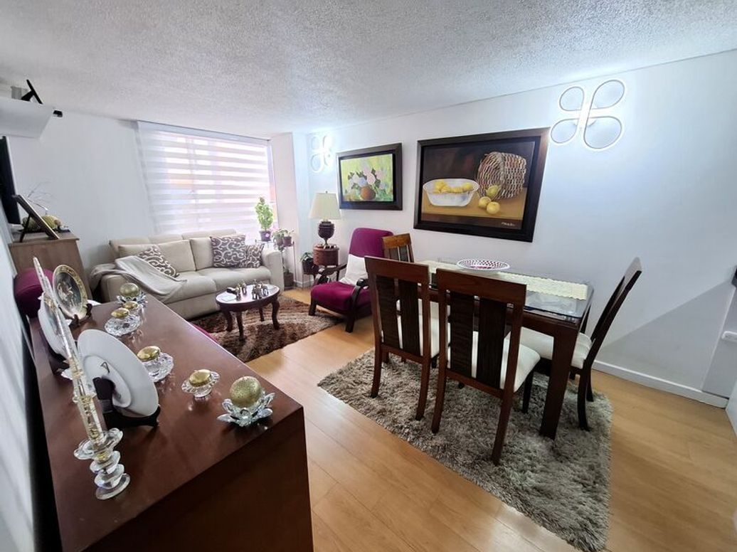 Apartamento de 3 alcobas en venta en Caobos Salazar, Bogotá, 68 m² · foto 11 de 20