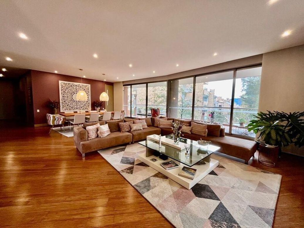 Apartamento de 4 alcobas en venta en Suba Naranjos, Bogotá, 415 m² · foto 3 de 20