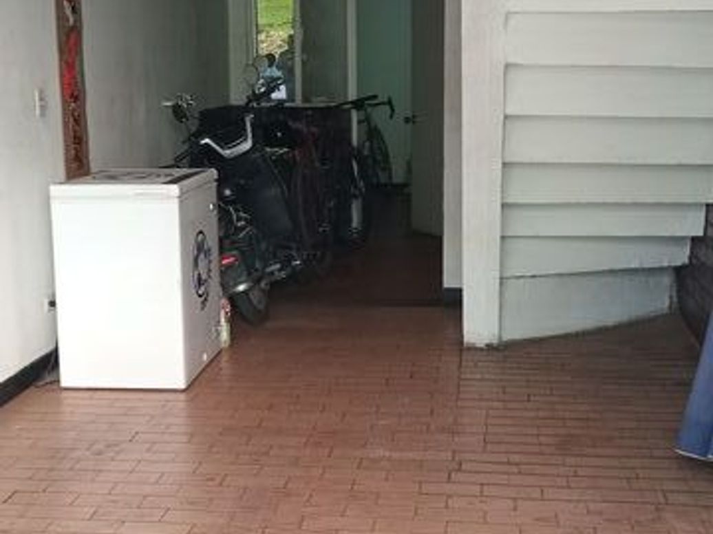 Casa de 3 alcobas en venta en Garces Navas Oriental, Bogotá, 130 m² · foto 2 de 7