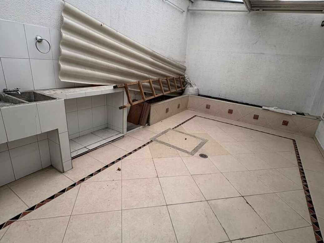 Casa de 4 alcobas en venta en Modelia, Bogotá, 306 m² · foto 9 de 20