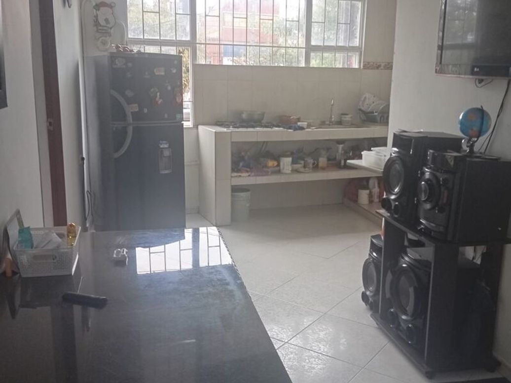 Casa de 5 alcobas en venta en Belen, Bogotá, 253 m² · foto 6 de 20