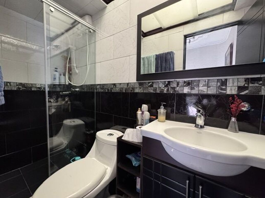 Casa de 4 alcobas en venta en Villa Alsacia 2, Bogotá, 240 m² · foto 18 de 20