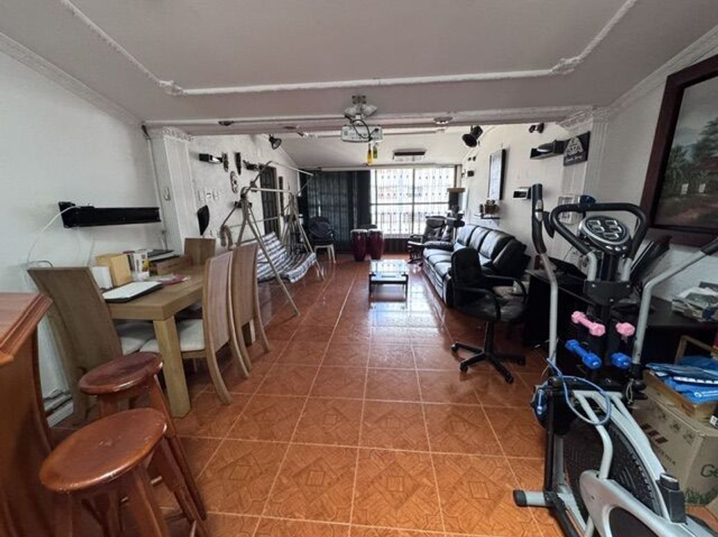 Casa de 4 alcobas en venta en Villa Alsacia 2, Bogotá, 240 m² · foto 20 de 20